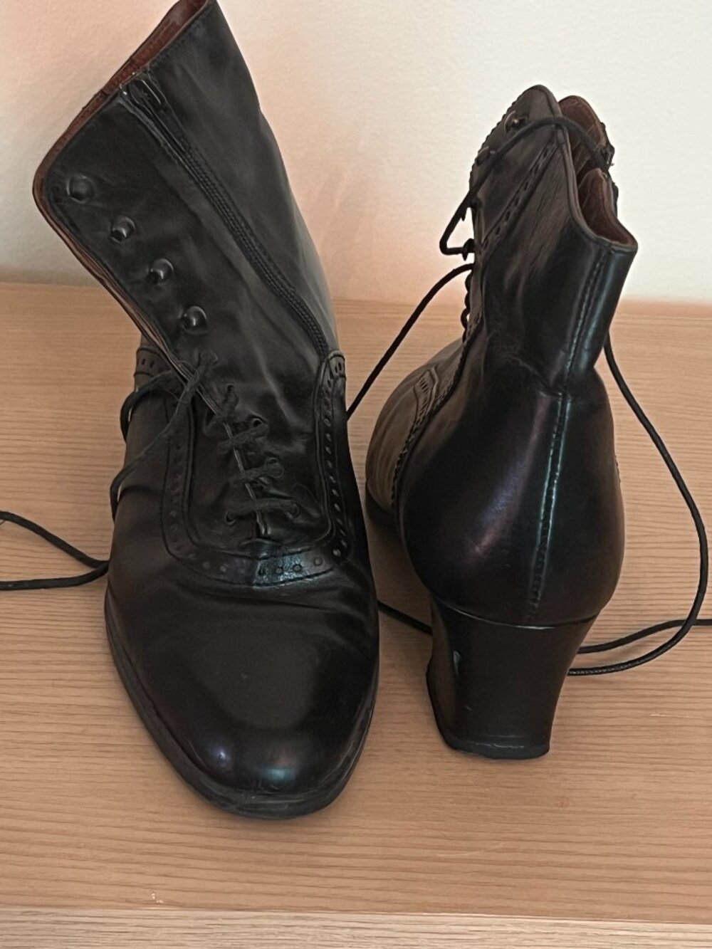 Black Leather Vintage Ankle Boots, Booties, Sz. 6.5-7 EU 37 - Picture 2 of 7